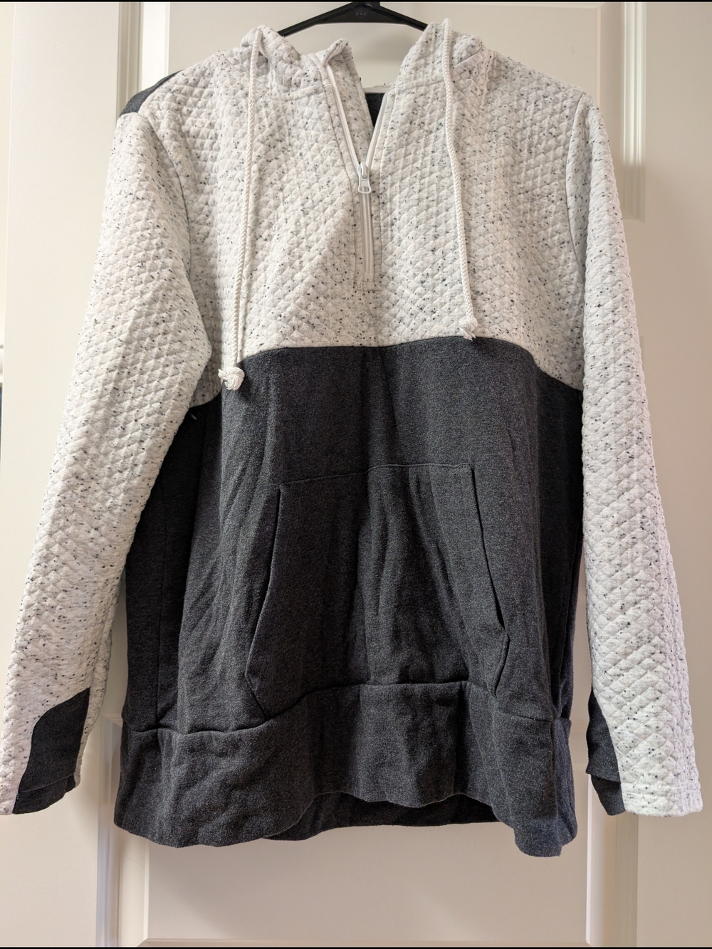 Nursing Queen Two-Tone Quilted Half-Zip NursinHoodie Sweater - White & Dark Gray